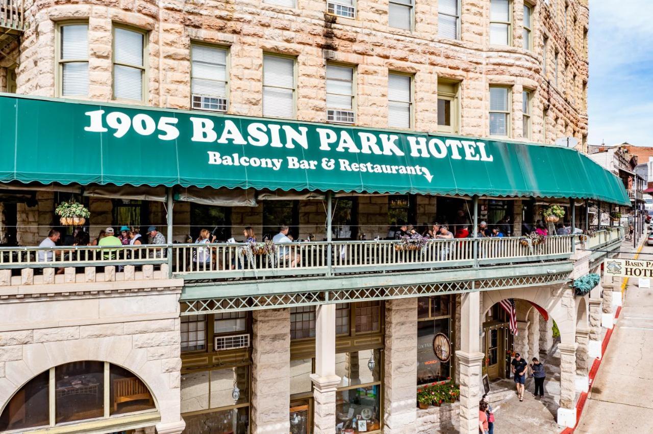1905 Basin Park Hotel Юрека Спрингс Екстериор снимка